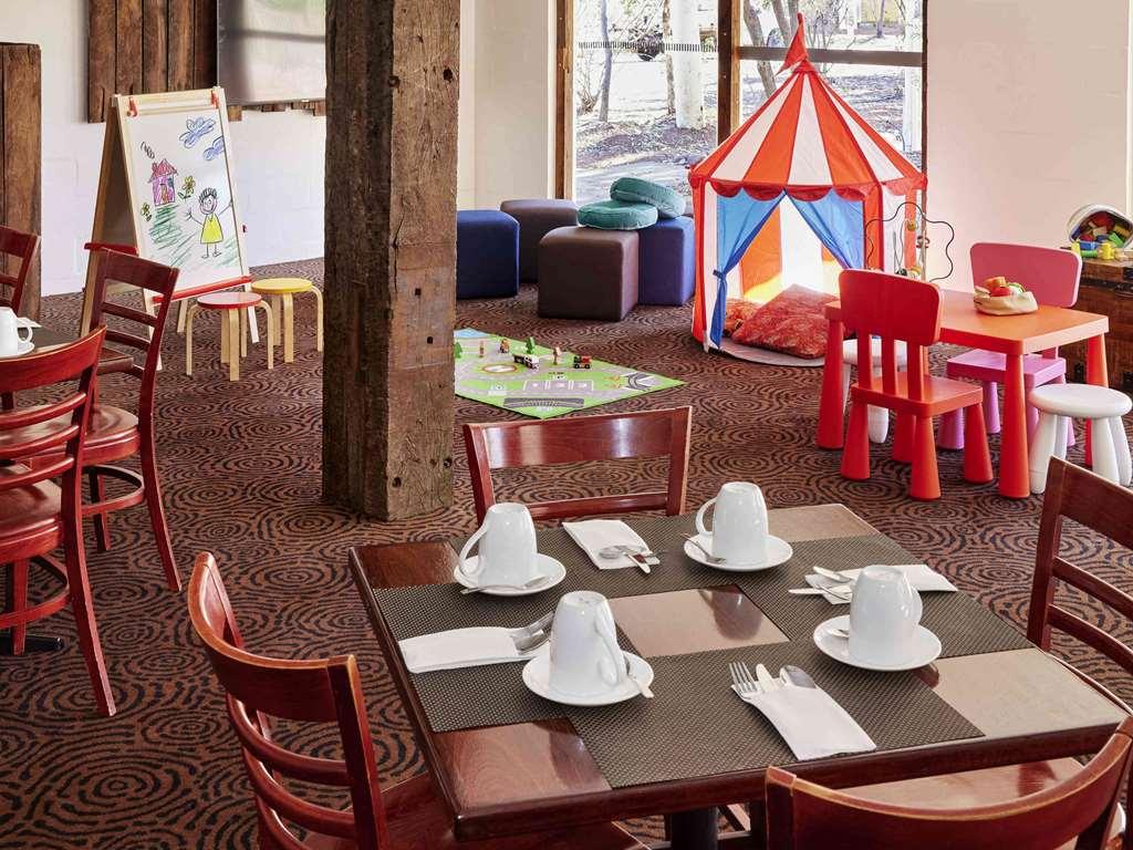 Outback Hotel Ayers Rock Restaurang bild